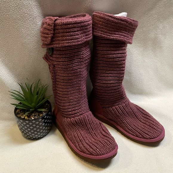 UGG boots - Picture 2 of 10